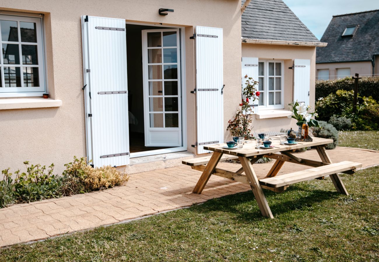 Ferienhaus in Plounéour-Trez - Ty Billig -The ideal holidays by the sea side in Plounéour Trez