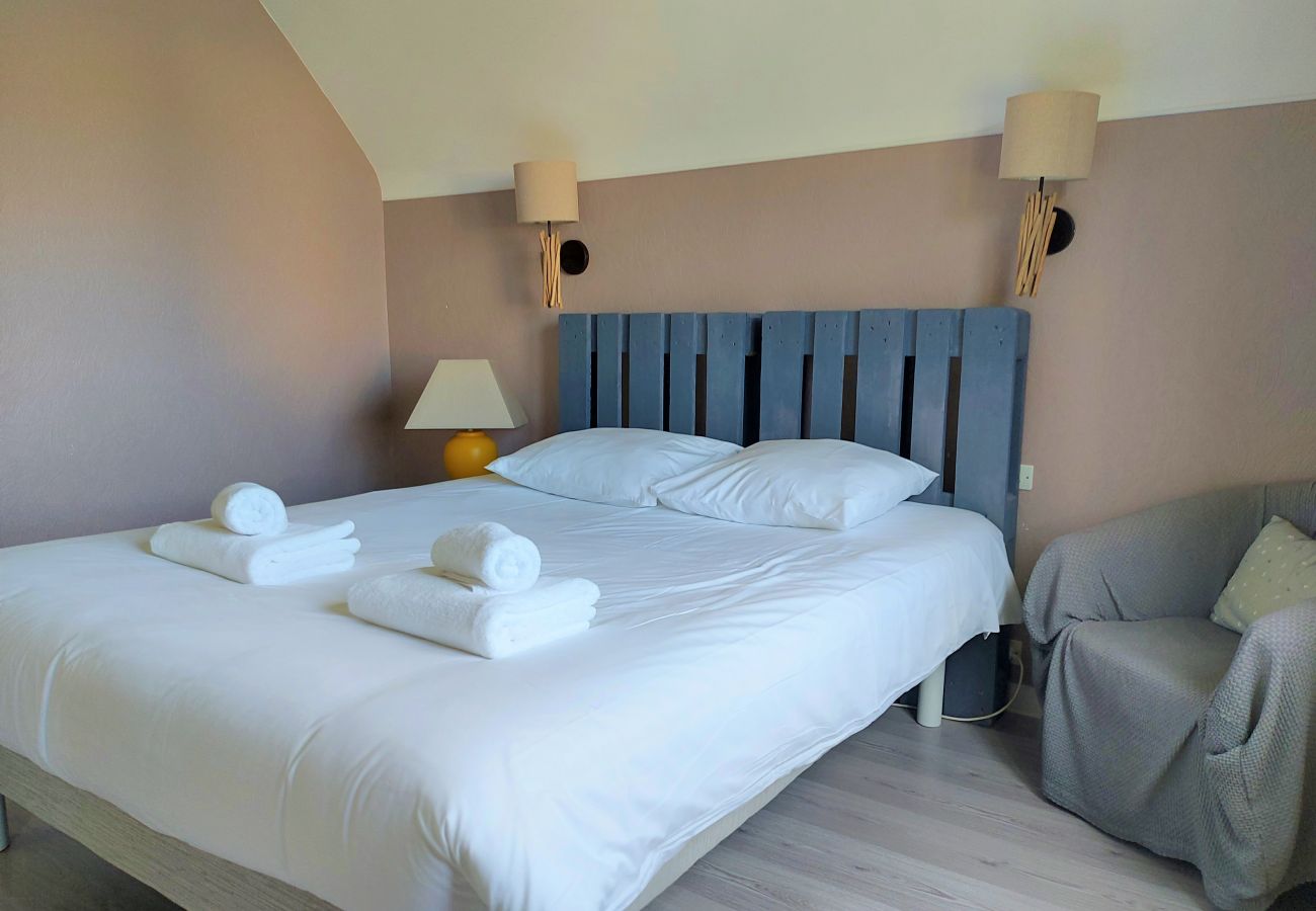 House in Plouguerneau - Ty Spins - charming country house by the sea