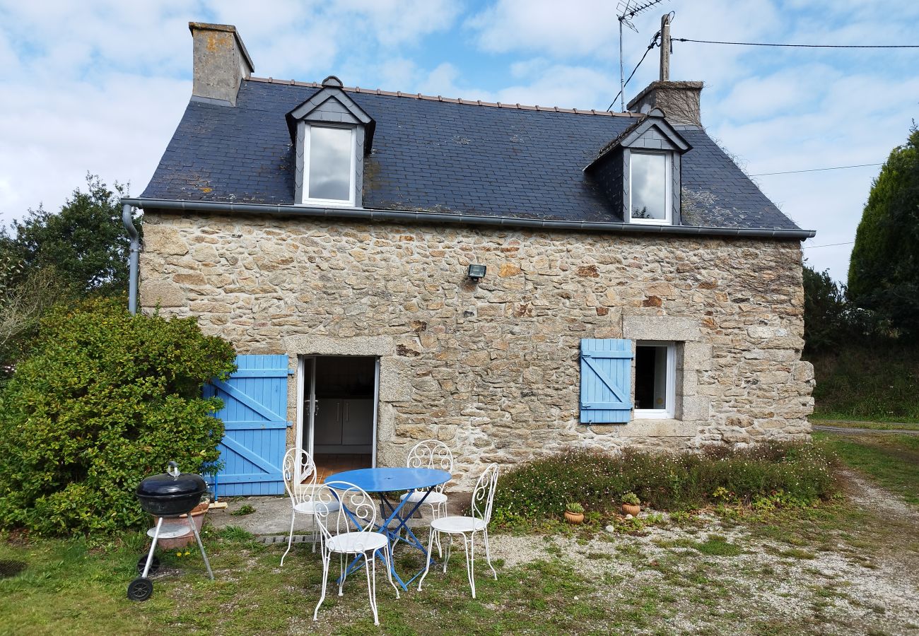 House in Plouguerneau - Aline's tiny house, pretty little stone house by the seaside