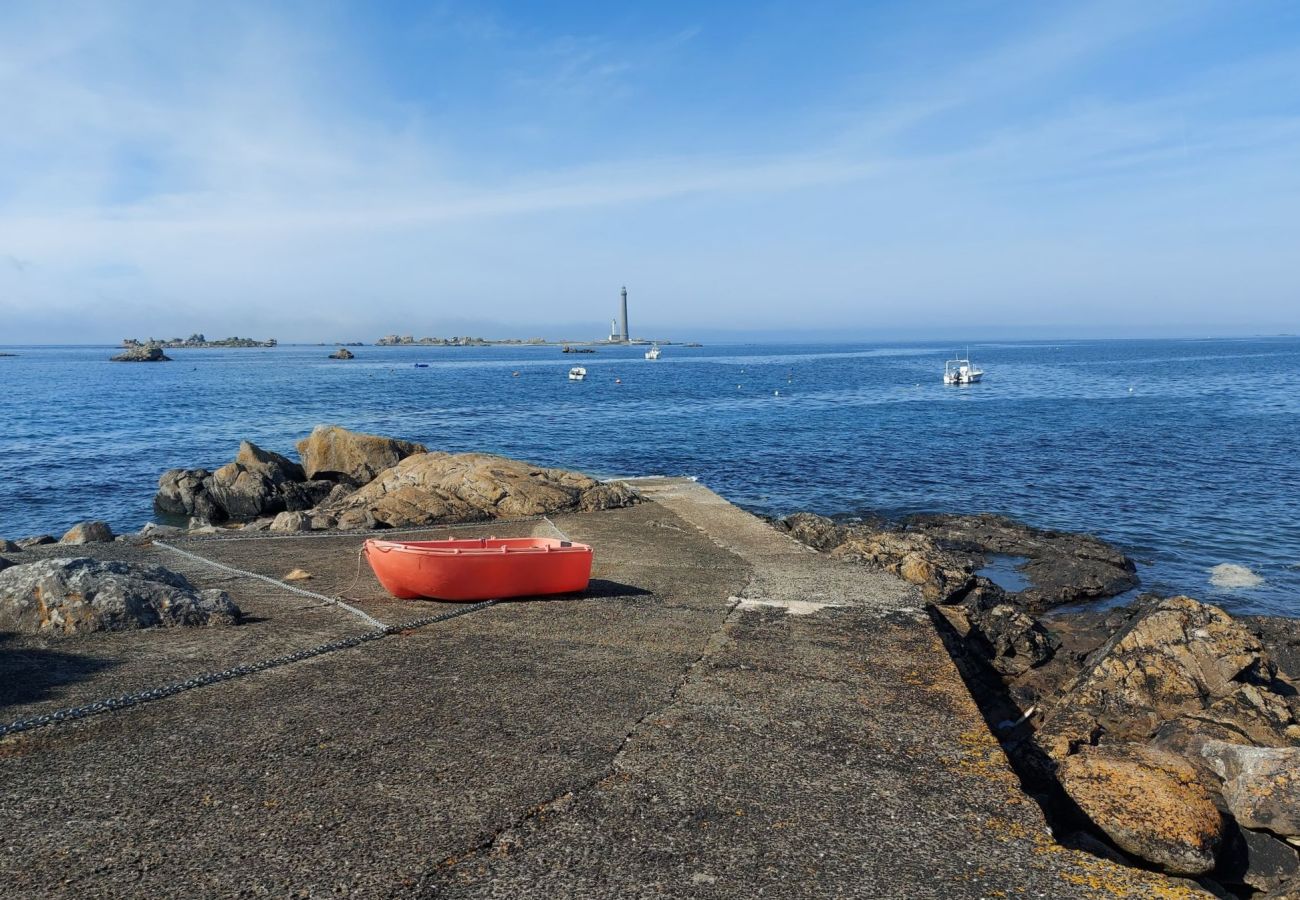 House in Plouguerneau - Aline's tiny house, pretty little stone house by the seaside