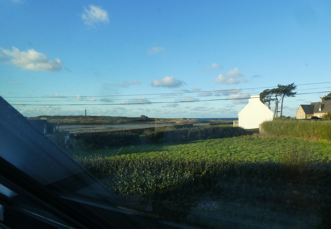 House in Plouguerneau - Ti Venan - Little nest facing the Venan island 