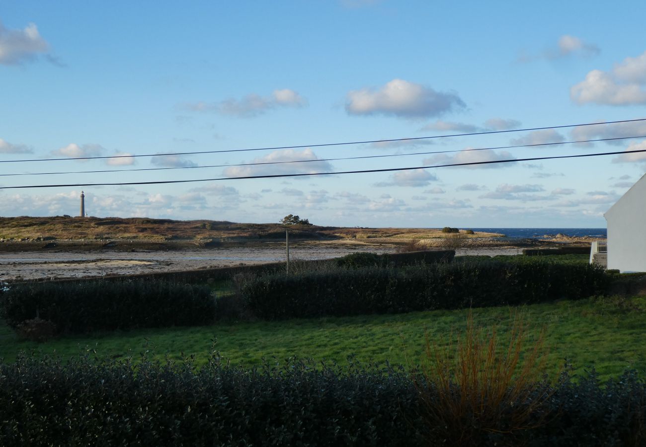 House in Plouguerneau - Ti Venan - Little nest facing the Venan island 