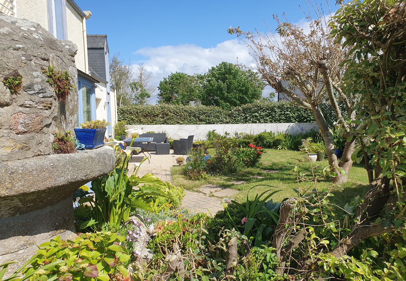 Maison à Plouguerneau - Ty Cozh - Le charme d'une maison familiale les pieds dans l'eau